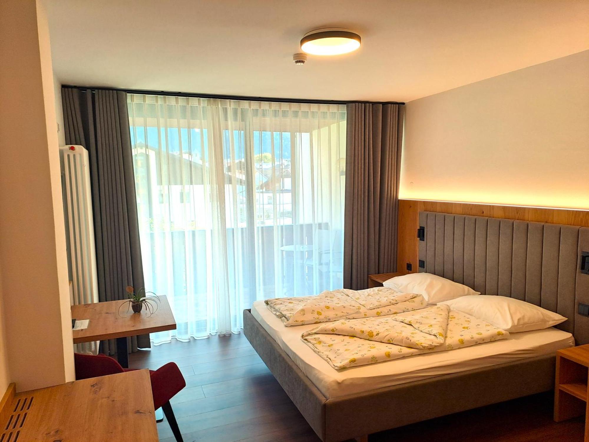 Hotel Tanja-Sonnenhof Laces Esterno foto
